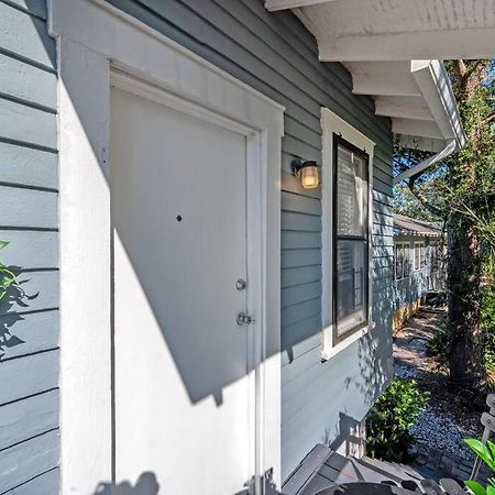Jungle Themed Apt. Close To Coffee, Food + Shops! Tampa Exterior photo