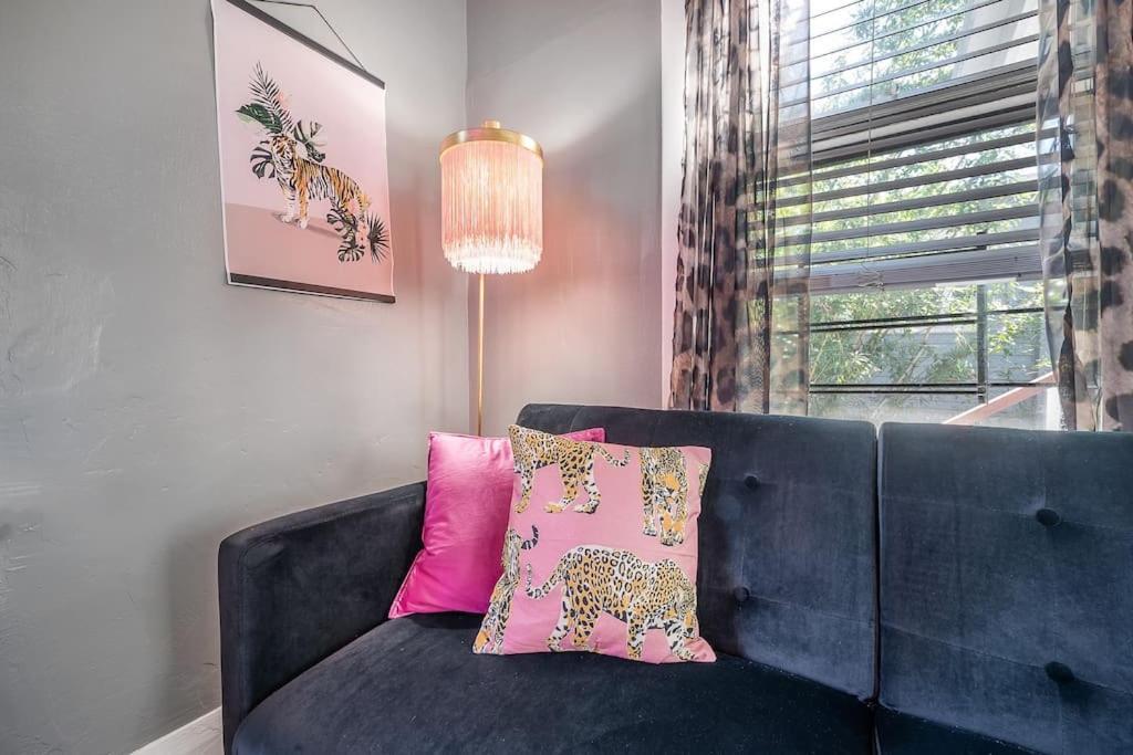 Jungle Themed Apt. Close To Coffee, Food + Shops! Tampa Exterior photo