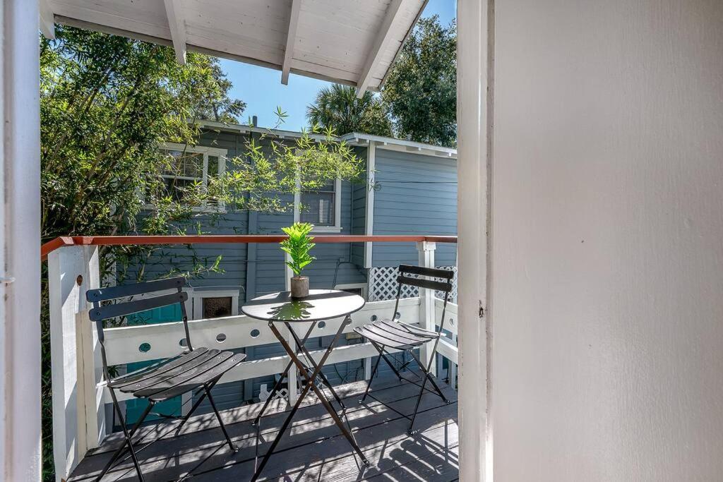 Jungle Themed Apt. Close To Coffee, Food + Shops! Tampa Exterior photo